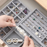 Organizador de joyas de terciopelo gris con caj?n