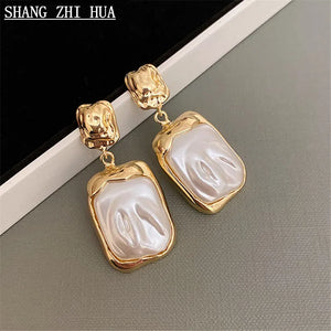 Metal Inlaid Pearl Pendant Earrings for Women