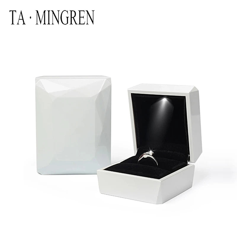 Multi-Faceted Diamond Piano Paint Ring Storage Box