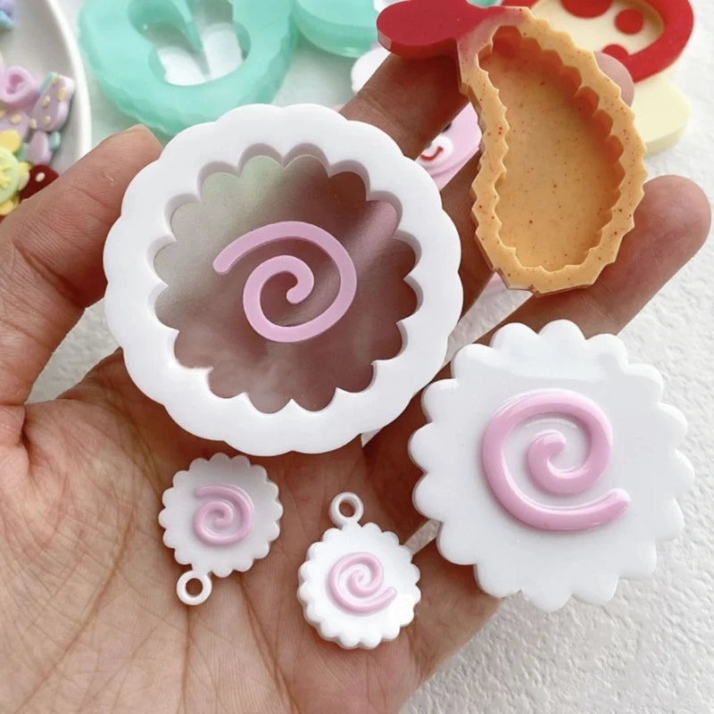 Crystal Epoxy Mold Pendant Silicone Mold for Fish Cake Craft