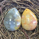 Chrysanthemum Stone Beads Pendant for Woman