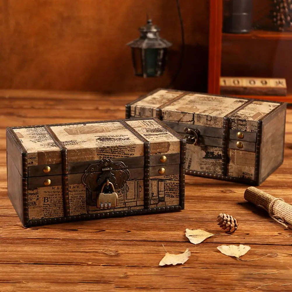 Dustproof Jewelry Box with Lock - Vintage Treasure Chest