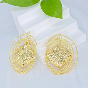 Dubai Clip Earrings 18K Plated Square Inlay Round Shape Exquisite&Luxury