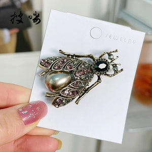 Insect Shaped Alloy Brooch with Rhinestone Inlay
