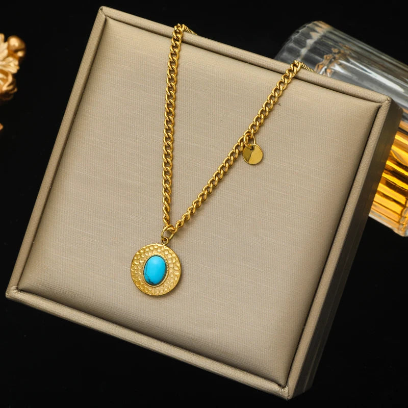 Vintage Round Eye Pendant Necklace for Women
