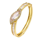 Leaf Appearance Bracelet: Elegant Jewelry for Dinner