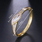 Leaf Appearance Bracelet: Elegant Jewelry for Dinner