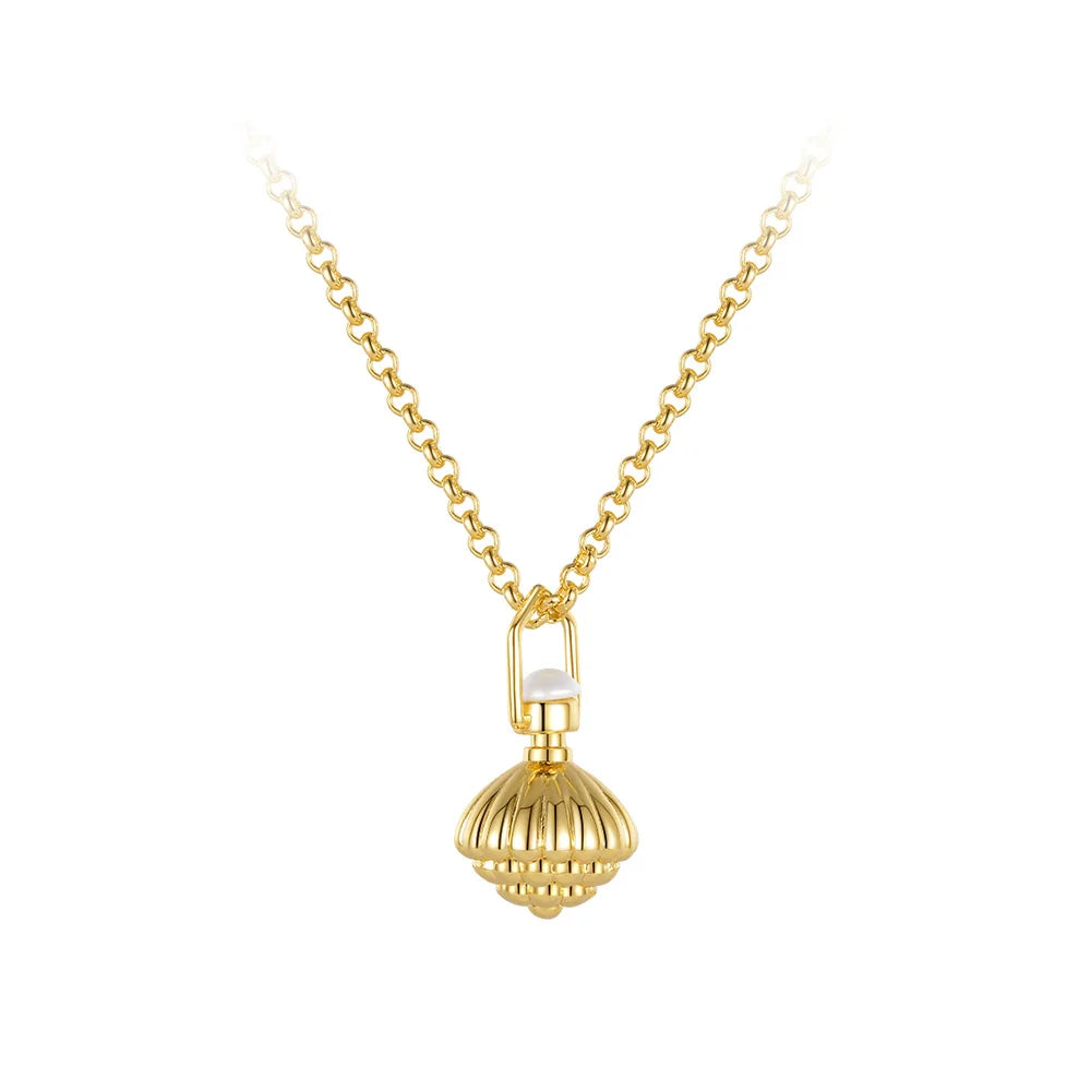 Vintage Pinecone Pendant Necklace for Women