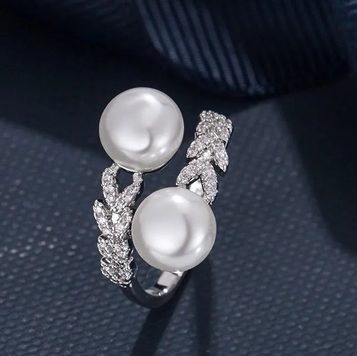 Pearl & CZ Leaf Women's Wedding Ring
