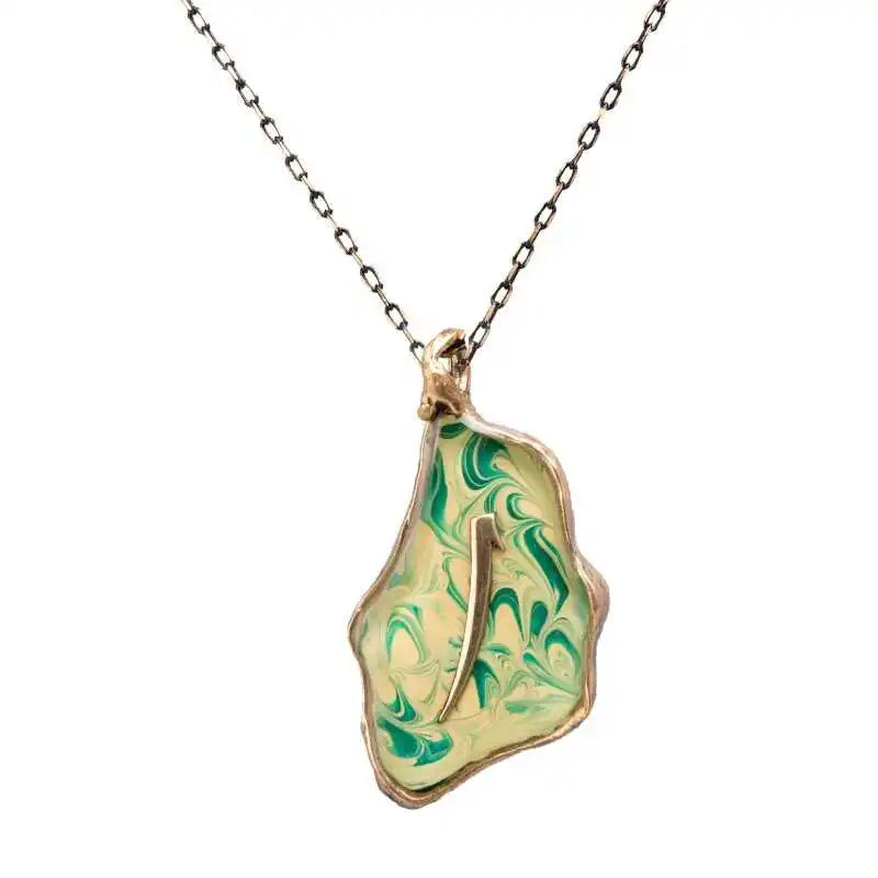 Ebrulu Elif Resin Necklace