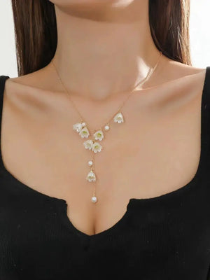 Long Flower Necklace for Women Sexy Sweet Pendant Niche Feeling Fresh