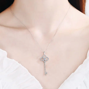 Platinum CZ Zircon Pendant Necklace for Women Short Chain
