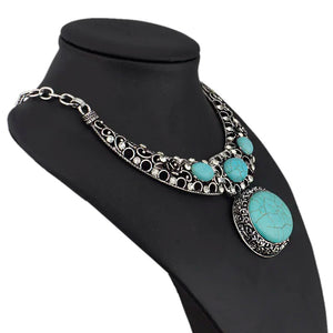 Vintage Carved Flower Crystal Pendant Necklace