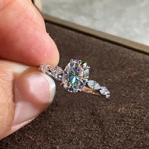 Oval Zircon Crystal Bridal Wedding Engagement Ring Jewelry