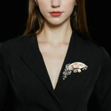 Ethnic Corsage Zirconia Brooch Freshwater Pearl Fan-shaped