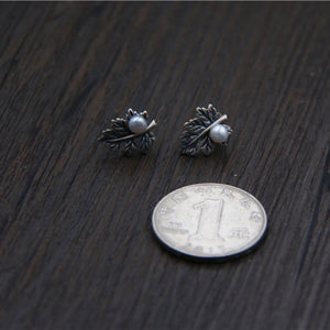 Emith Fla Maple Leaf Silver Stud Earrings