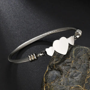 Personalized Stainless Steel Bracelet With Engraved Name & Heart Pendant