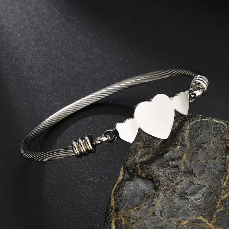 Personalized Stainless Steel Bracelet With Engraved Name & Heart Pendant