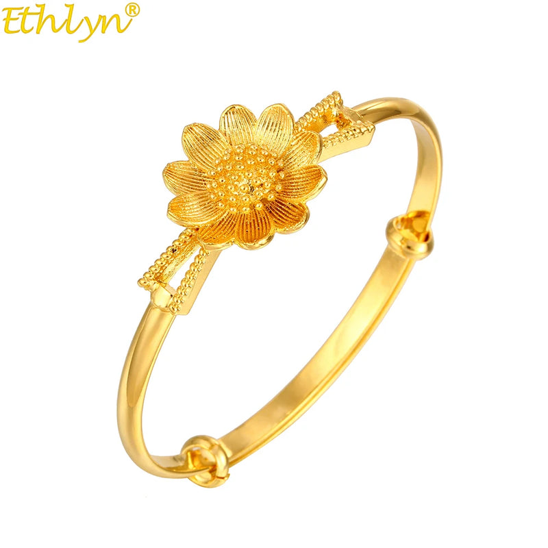Dubai Flower Pattern Adjustable Bangle