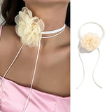 European American Novel Rose Pendant Clavicle Chain Necklace