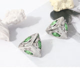 European American 3D Square Ear Clip