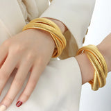 Eur&Am Light Titanium Steel Gold-Plated 3-Ring Bracelet