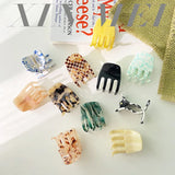 Small Retro Leopard Print Hair Claws for Women