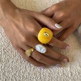 European Style Metal Stone Ring Creative Oval Acrylic Rose Ring