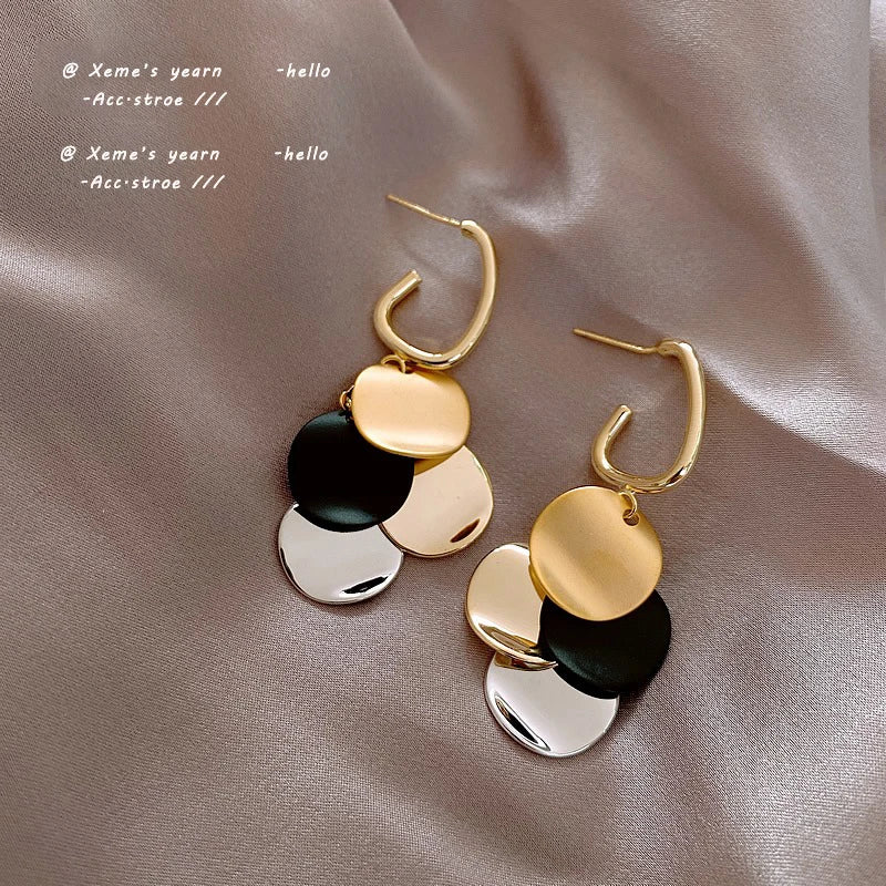 European & American 4-Color Round Pendant Earrings for Women