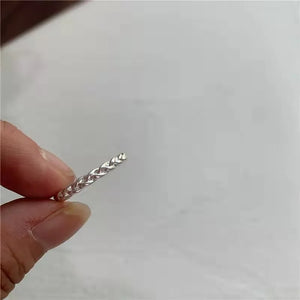 European American Blogger Wide Twist Ring Women