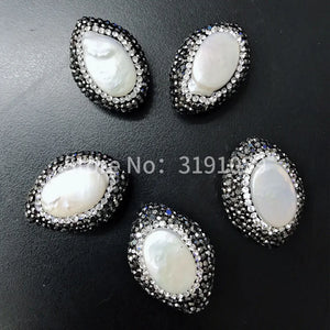 Retro Mosaic Natural Oval Pearl Earrings