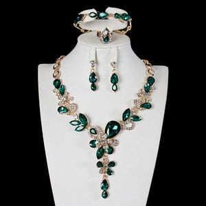 European & American Sparkling Crystal Necklace Set