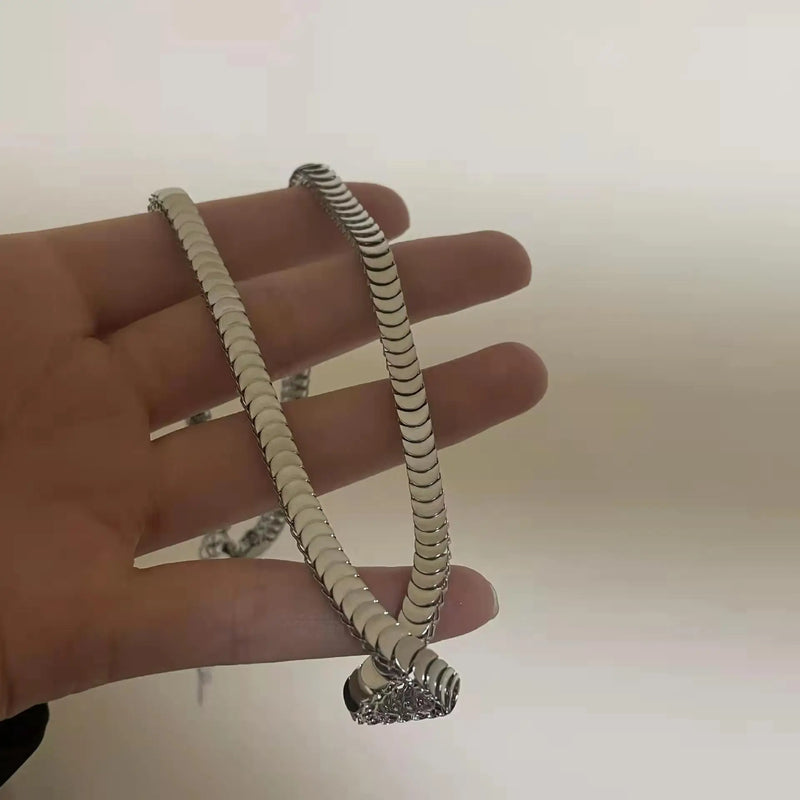 Metal Thick Chain Short Necklace, European and American Style
