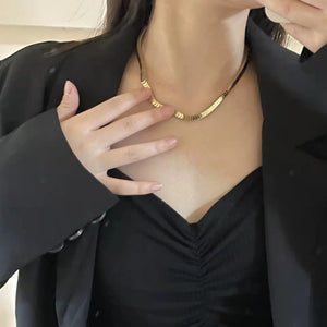 Metal Thick Chain Short Necklace, European and American Style