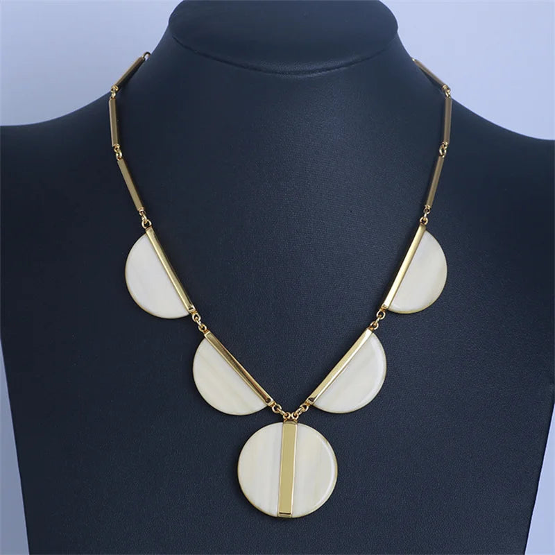 Leopard Resin Shell Pendant Necklace, Multi-Pendant Metal Long