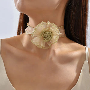 Exaggerated American Lace Flower Petal Choker Necklace for Women