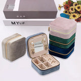 Lightweight Jewelry Organizer Box Conveniently Stores Jewelry