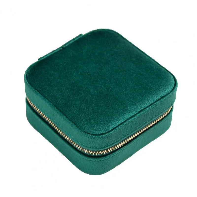 Lightweight Jewelry Organizer Box Conveniently Stores Jewelry