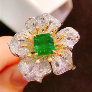 Vintage Silver Flower Wedding Ring 1.65ct Emerald Stone
