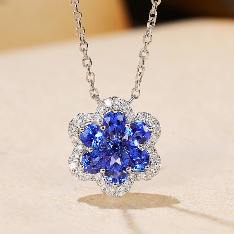 Royal Flower Pendent Necklace for Women Plated Zircon Clavicle Chain