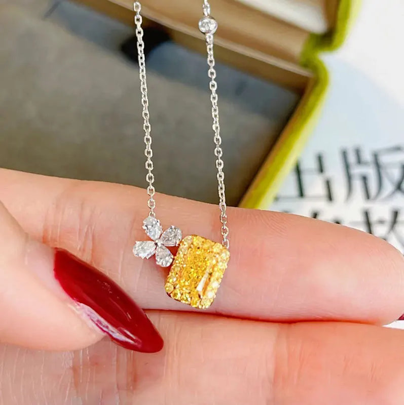 Four Leaf Clover Necklace Brilliant Yellow CZ Pendant Crystal Choker for Women