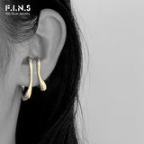 Minimalist Artistic Hyperbole S925 Silver Irregular Line Ear Clip