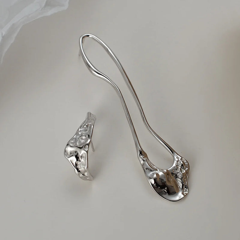 F.I.N.S Concave Convex S925 Silver Asymmetric Earrings
