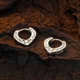 S925 Sterling Silver Geometric Relief Hoop Earrings Retro Style Heart Ear Buckle