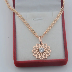 FJ 585 Rose Round Flowers Cubic Zircon Pendant Necklace