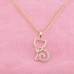 FJ 585 Rose Cat Crystal Pendant Necklace