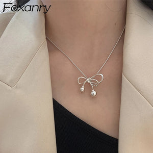Bow-knot Pendant Sweater Necklace Geometric Clavicle Chain