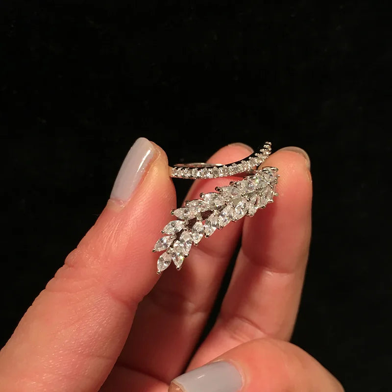 Vintage Leaf Zirconia Adjustable Ring