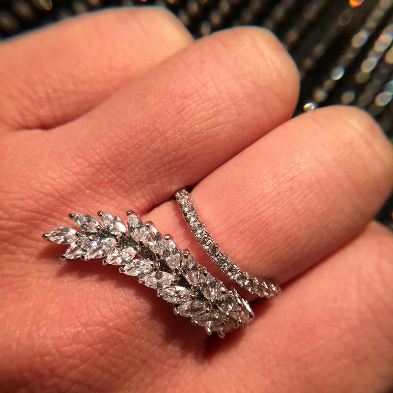 Vintage Leaf Zirconia Adjustable Ring