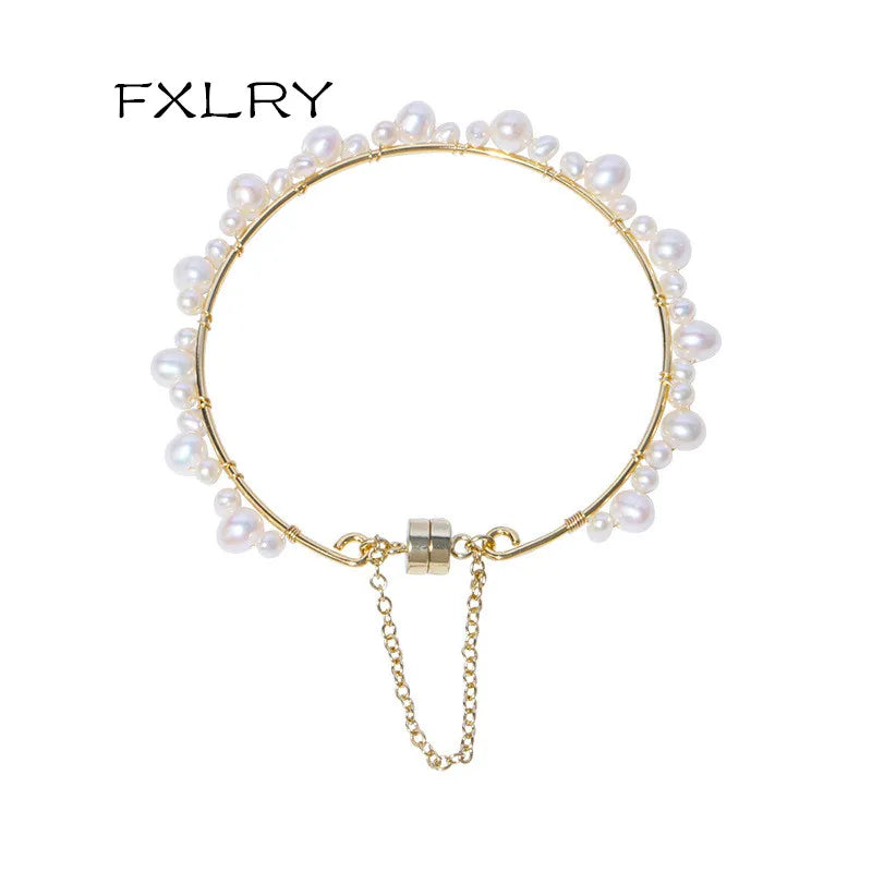 Natural Pearl Bracelet w/ Suction Buckle for Lady Jewelry